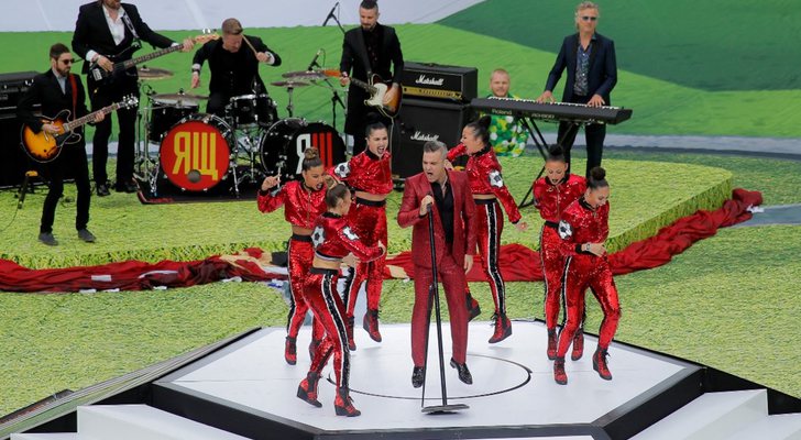 Actuación de Robbie Williams