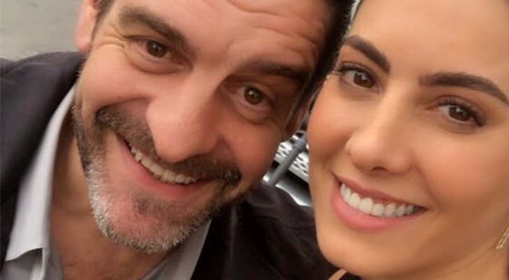 JC Montes Roldan y Aroa Gimeno en el set de 'La Piloto'