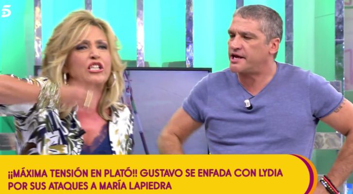 Lydia Lozano y Gustavo González durante el programa 'Sálvame'