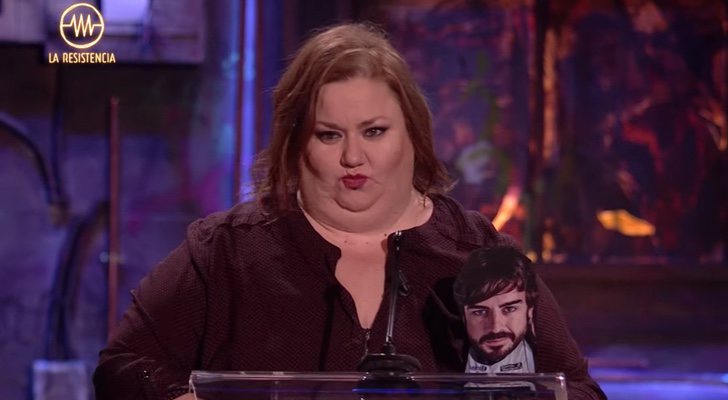 Itziar Castro recoge un cabezón en 'La resistencia'