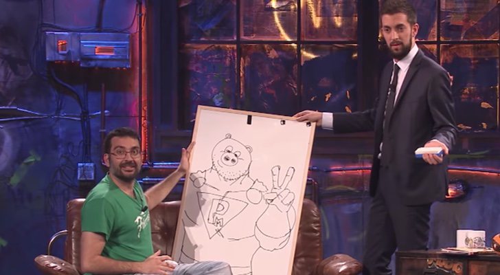 Salva Espín dibuja a Pigman, junto a David Broncano, en 'La resistencia'