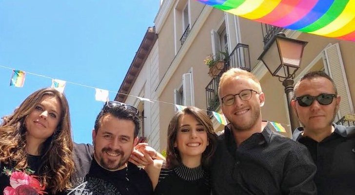 Trabajadores de RTVE de negro en el orgullo LGTB 2018