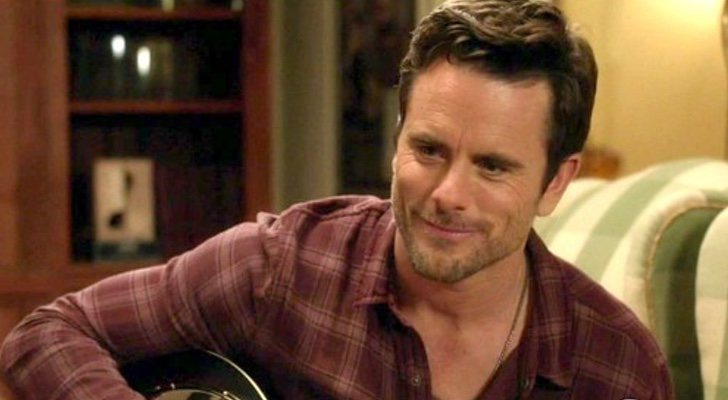 Charles Esten como el músico Deacon de 'Nashville'