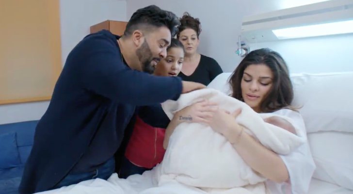 Los Jiménez reciben a su nuevo miembro en 'El embarazo de La Rebe'