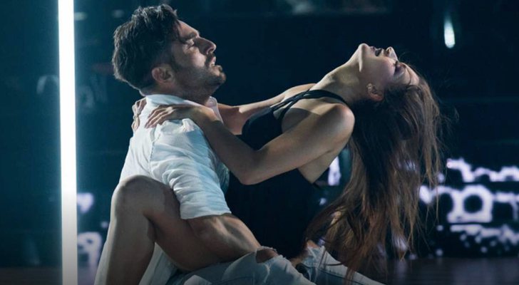 Bustamante y Yana Olina en plena coreografía