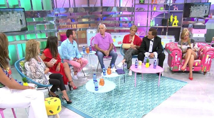 Los colaboradores de &#39;Sálvame&#39; debaten sobre la exhumación de los restos de Franco
