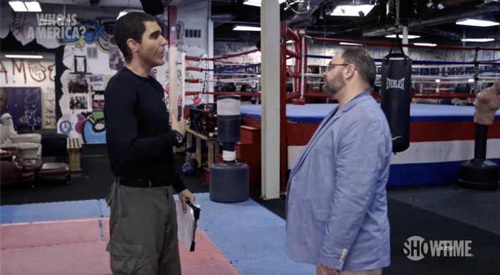 Erran Morad (Sacha Baron Cohen) y Jason Spencer en &#39;¿Quién es América?&#39;