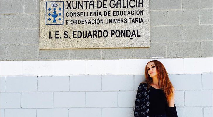 Cristina Castaño en el instituto que estudió