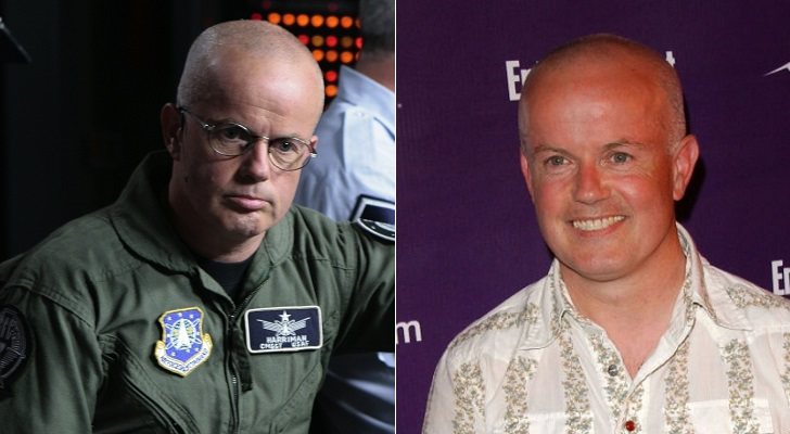 A la izquierda, Gary Jones en 'Stargate SG-1'; a la derecha, en la actualidad