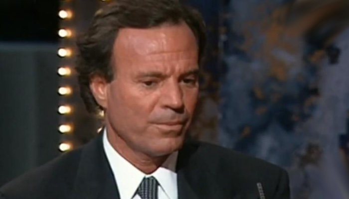 Julio Iglesias, protagonista de la noche en 'Lazos de sangre'