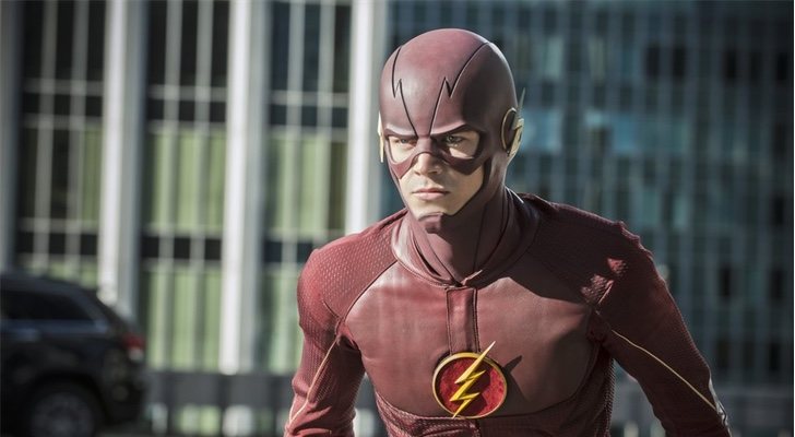 Grant Gustin como Flash en el traje que ha lucido hasta ahora en &#39;The Flash&#39;