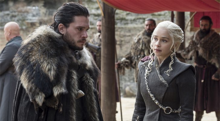 Jon Snow y Daenerys Targaryen en 'Juego de Tronos'