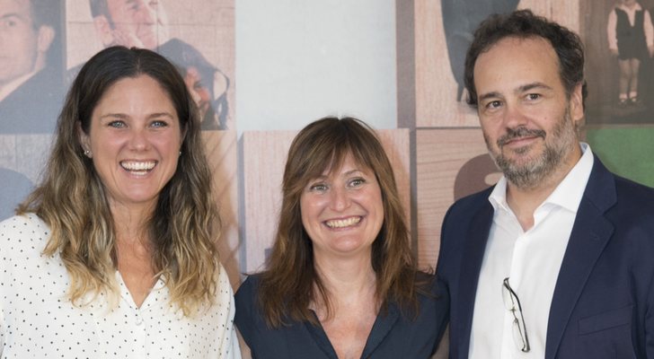 Amparo Castellano y María José Rodríguez junto a Jorge Ortiz, Jefe de Programas de Factual y Actualidad de #0