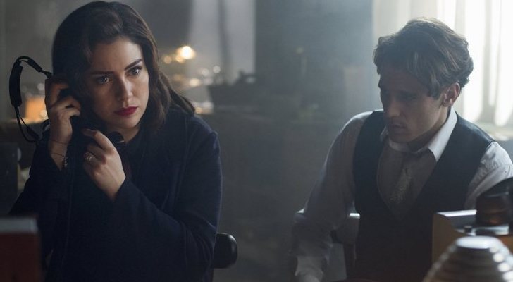 Blanca Suárez y Martín Rivas en la tercera temporada de &#39;Las chicas del cable&#39;