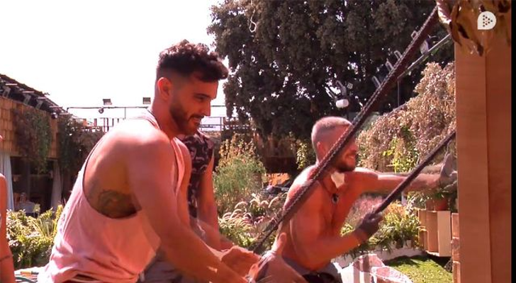 Suso y Tony en la máquina de las cuerdas en 'GH VIP'