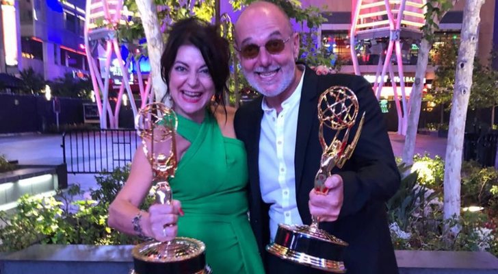 Ana Lozano junto a Massimo Gattabrussi en la gala de los Emmy 2018
