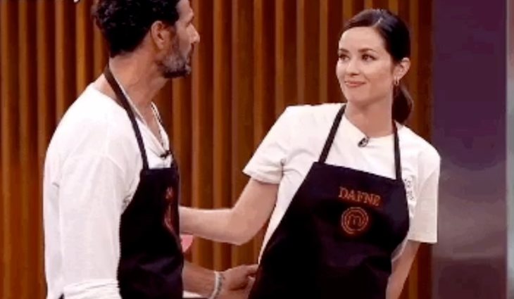 Dafne Fernández despidiéndose de Óscar Higares en 'MasterChef Celebrity 3'