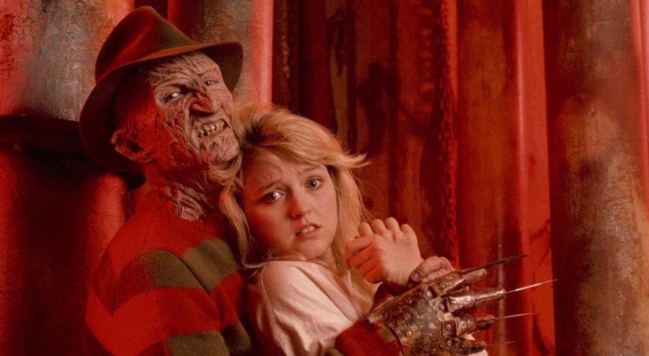 Robert Englund y Tuesday Knight en 'Pesadilla en Elm Street 4'