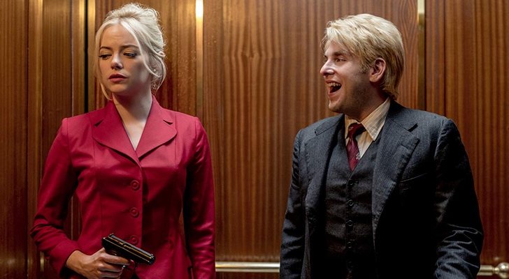 Emma Stone y Jonah Hill en una de las subficciones de 'Maniac'
