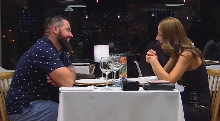 Manuel y Manuela comparten un bonito momento en 'First Dates'