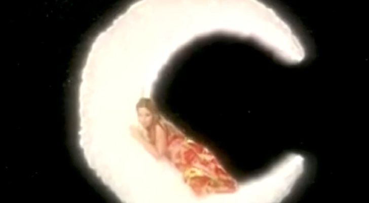 Verónica, de &#39;Operación Triunfo&#39;, en el videoclip de &quot;Bésame&quot;