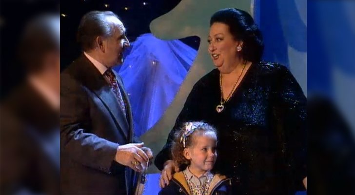 Pedro Peña y Marieta Bielsa acompañados por Montserrat Caballé en 'Médico de familia'