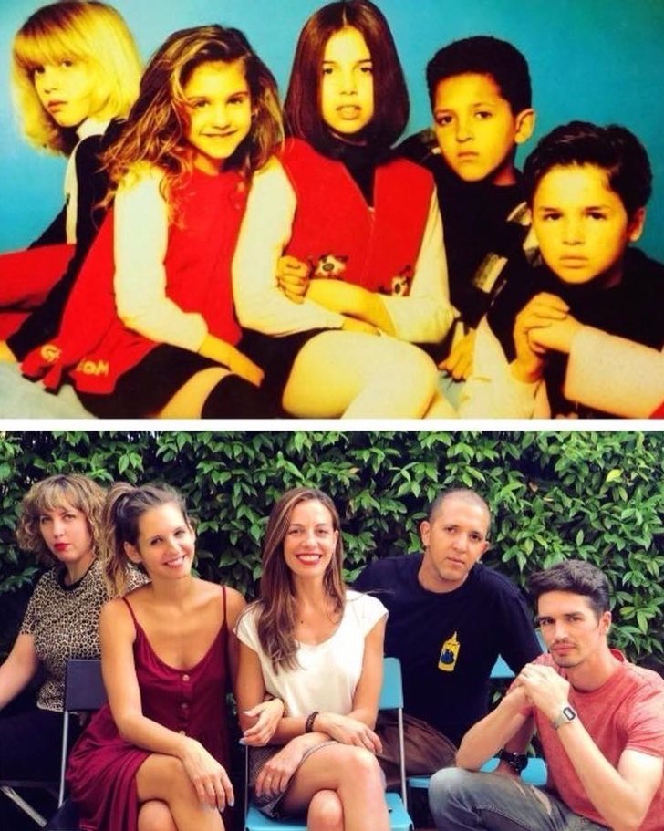 Bom Bom Chip recreando la portada del disco "No somos renacuajos"