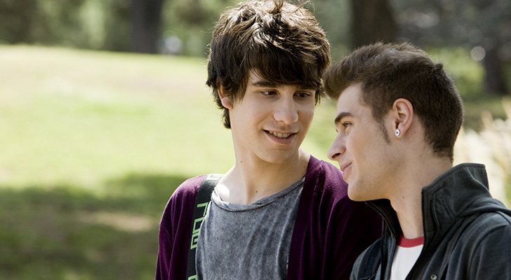 Fer (Javier Calvo) y David (Adrián Rodríguez) fueron la pareja gay de referencia para los espectadores de 'Física o química'