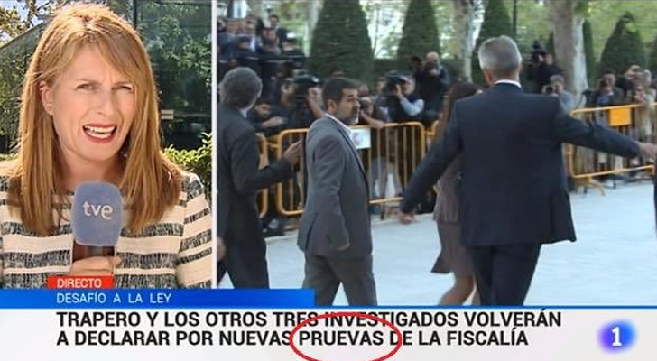 Rótulo de 'Telediario' que provoca la discusión entre dos periodistas de TVE