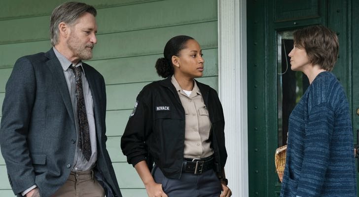 Bill Pullman, Natalie Paul y Carrie Coon en 'The Sinner'