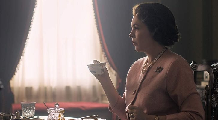Olivia Colman sustituye a Claire Foy en una versión más reciente de la reina Isabel II