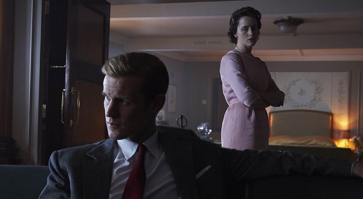 Matt Smith y Claire Foy como Isabel II y el príncipe Felipe en 'The Crown'