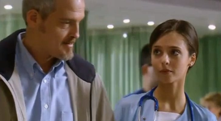 Leticia Dolera en una escena de 'Hospital Central' junto a Jordi Rebellón