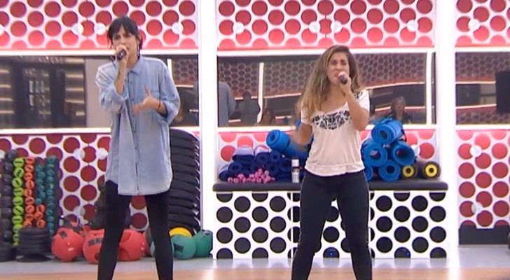 Natalia y Julia, en el primer pase de micros de la Gala 5 de 'OT 2018'