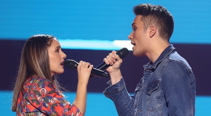 Sabela y Damion en la gala 5 de 'OT 2018' cantando "Volar" de Macaco