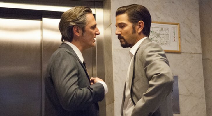 Ernesto Alterio y Diego Luna en 'Narcos: México'