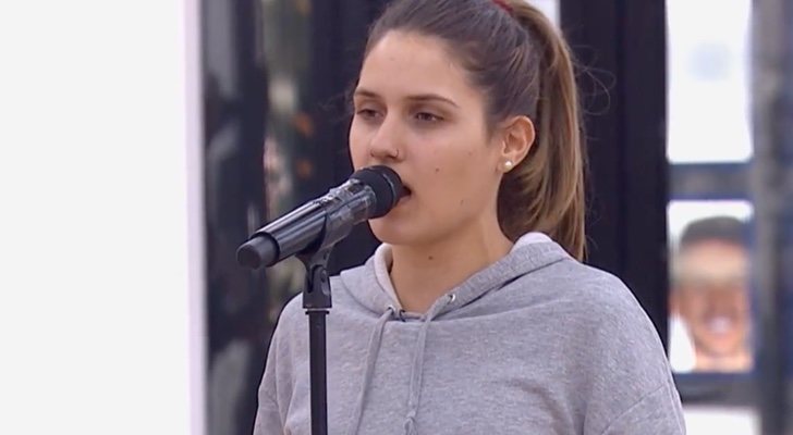 Sabela en el segundo pase de micros de la Gala 6 de 'OT 2018'