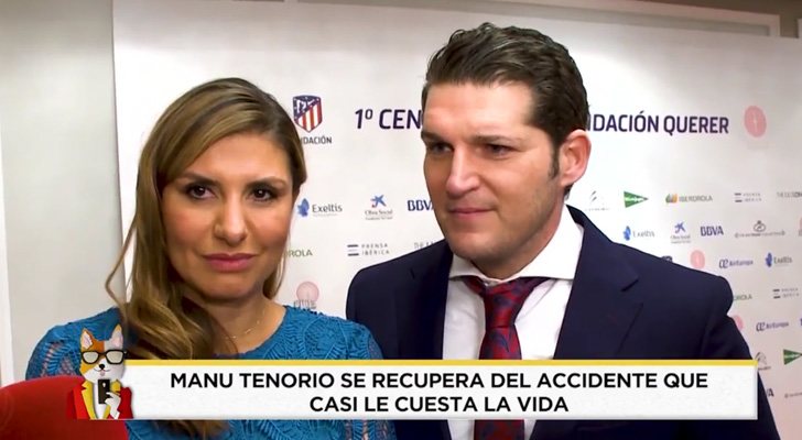 Manu Tenorio junto a su esposa Silvia Casas en 'Socialité'