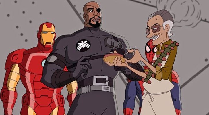 Stan Lee ofrece perritos calientes a los personajes de Marvel en un episodio de 'Phineas y Ferb'