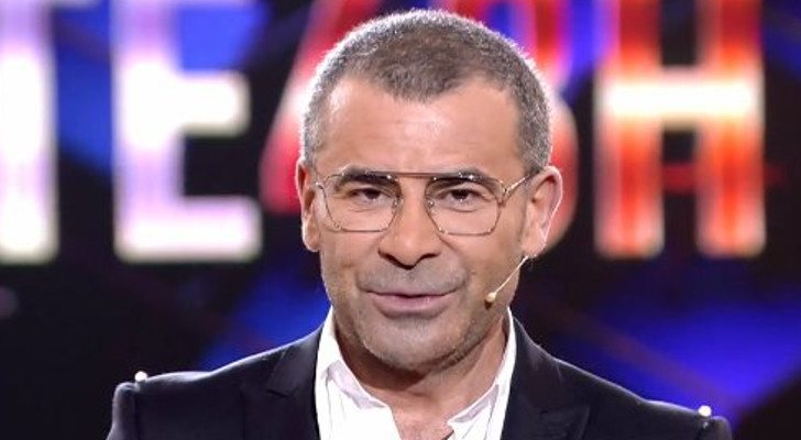 El presentador podría denunciar una suplantación de identidad