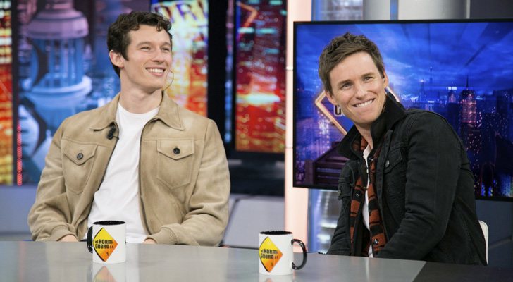Eddie Redmayne y Callum Turner en 'El hormiguero'