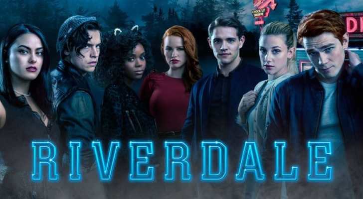 'Riverdale' es una serie adolescente de drama y misterio