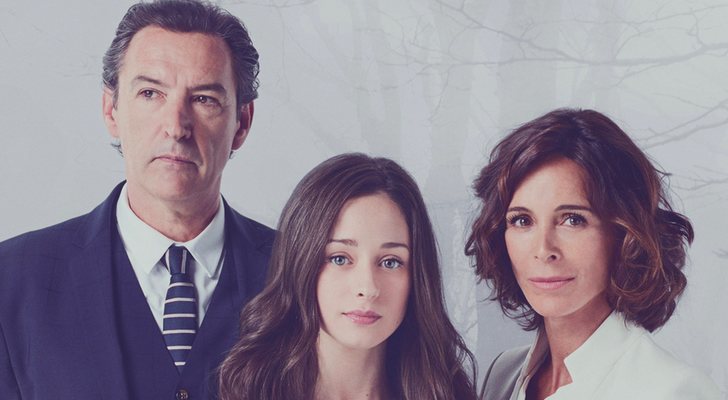 Ginés García Millán, Elena Rivera y Lydia Bosch en 'La verdad'
