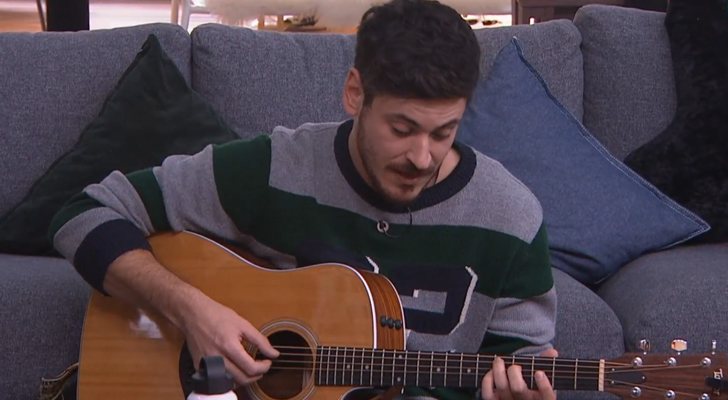 Cepeda interpreta su single "Llegas tú" en la Academia de 'OT 2018'
