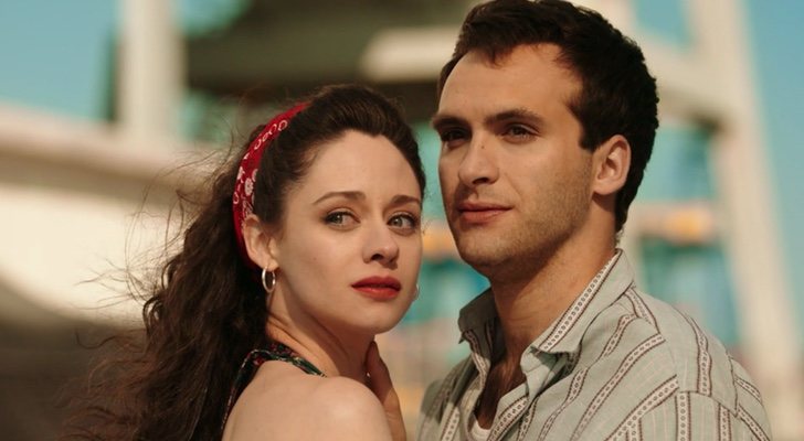 Carlos y Karina en su despedida de 'Cuéntame cómo pasó'