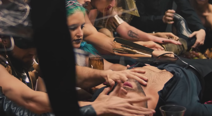 Videoclip de "Miénteme" de Ricky Merino