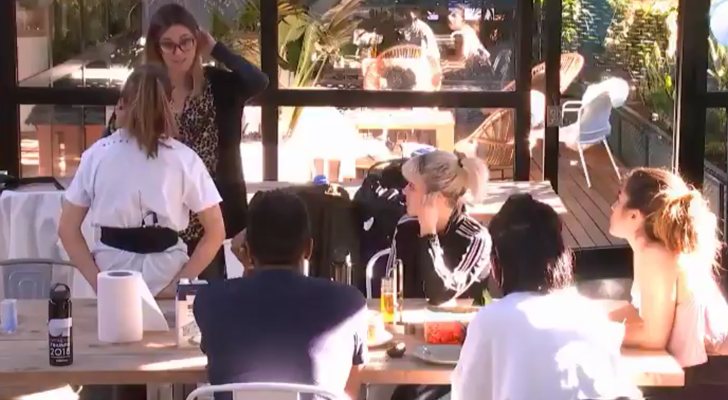 Noemí Galera habla con los concursantes de &#39;OT 2018&#39; sobre la gala navideña