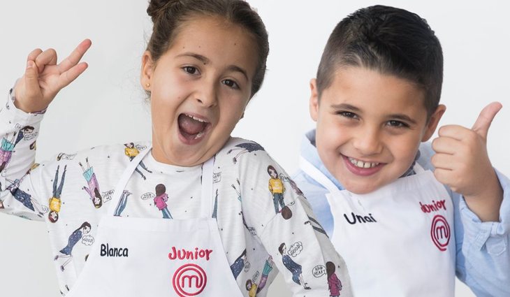 Blanca (izq) y Unai (der), concursantes de 'MasterChef Celebrity 6'