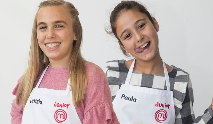 Letizia (izq) y Paula (der), concursantes de 'MasterChef Junior 6'