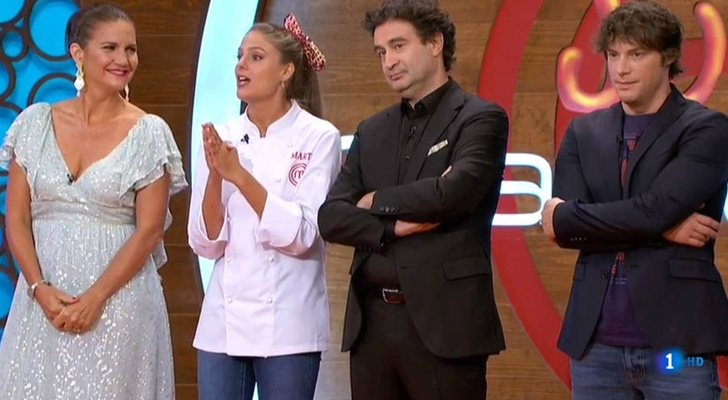 Marta Verona junto a los jueces en 'MasterChef Junior'